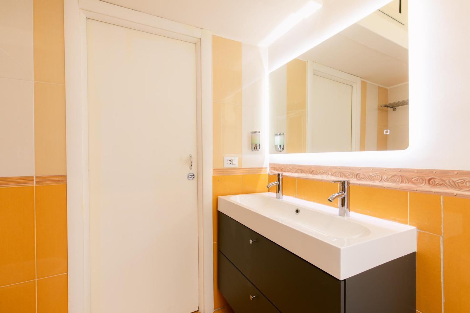 Calaba Chiaia Appartement Napels Buitenkant foto