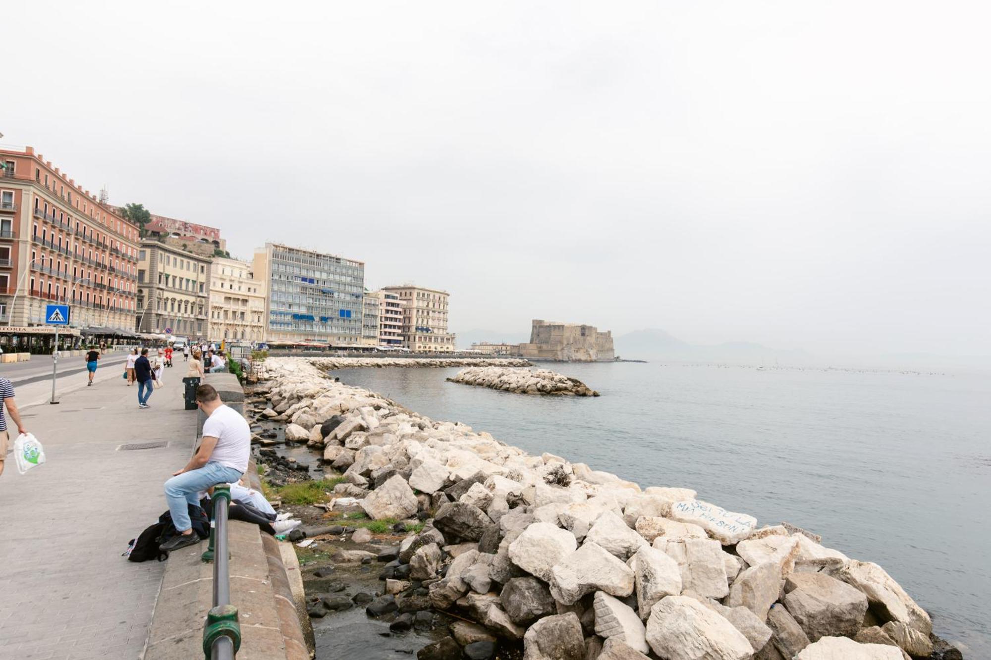 Calaba Chiaia Appartement Napels Buitenkant foto